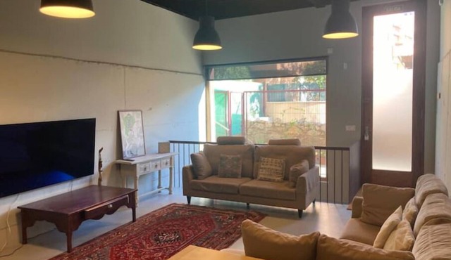 Loft muy Espacioso a 15 Minutos del Centro de Barcelona