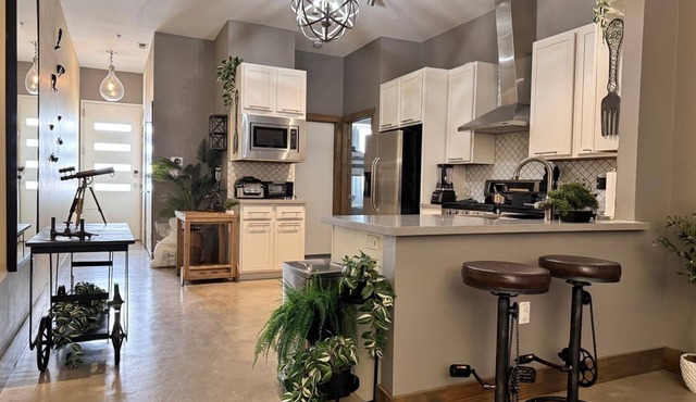 Loft Near Pearl & Riverwalk