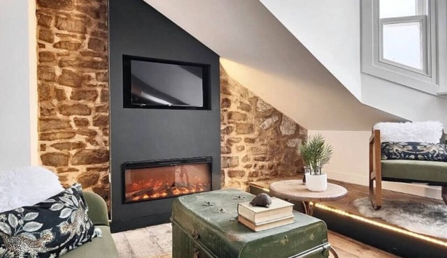 Loft on the Bay - Exquisite Sea Front Stay