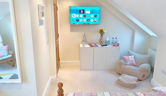 Loft Room @ Sean and Janes