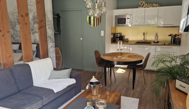 Loft & spa for an escapade romantique.