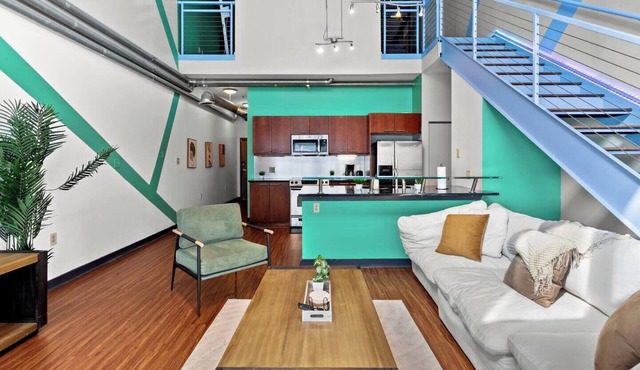 Loft-Style 2BR near Midtown Atlanta