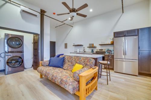 Loft-Style Downtown Cashton Studio Dogs Welcome!