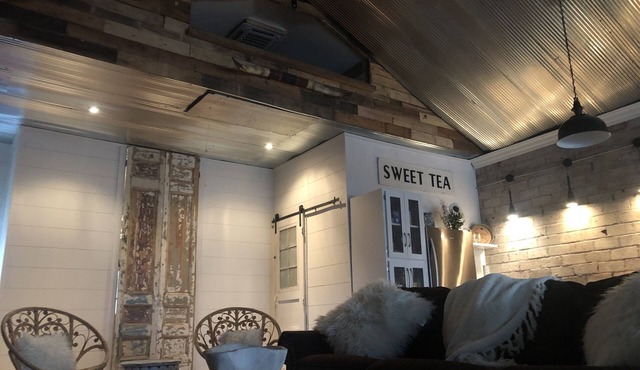 Loft-style Villa near Pensacola Dam on Grand Lake!