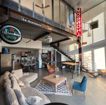 Loft sur 2 Étages dans maison individuelle