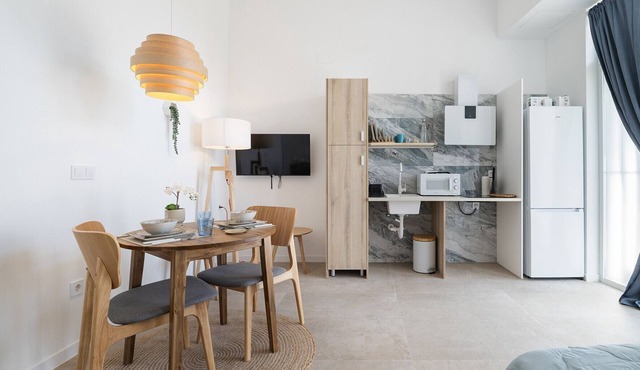 Loft Valencia near train station AVE - UY70 A