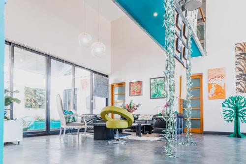 LoFT ZEN