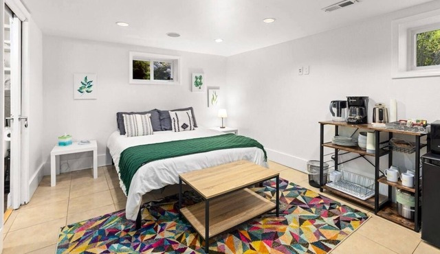 Loftium | Dreamy Suite w/ Amazing Bath Near VA Hospital!