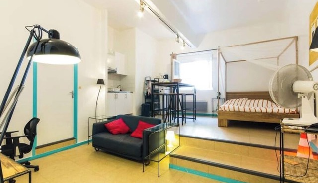 Loftudio, loft spirit in a large studio in Grenoble city center