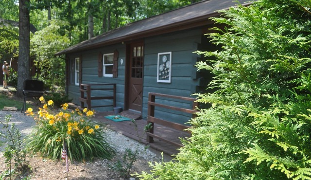 Log Cabin 9 at Osborn Boat Ramp on Patoka Lake
