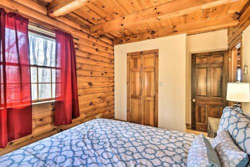 Log Cabin And Clydesdale Cottage At Equestrian House