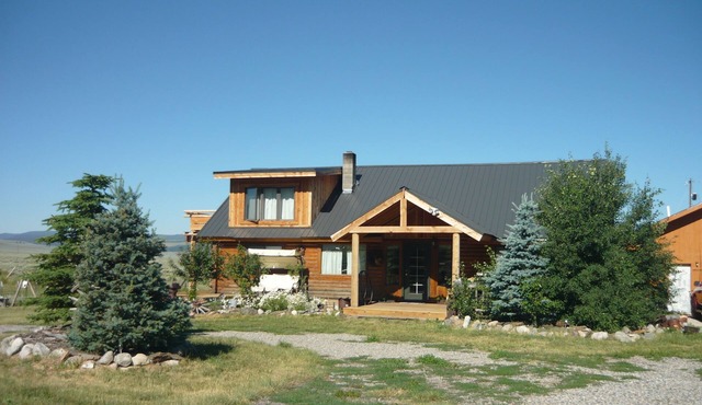 Log Cabin Cameron, South Madison River Area