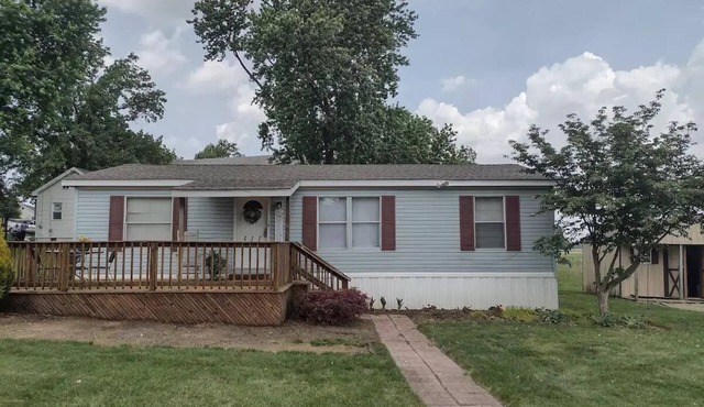 Log Cabin Guest House