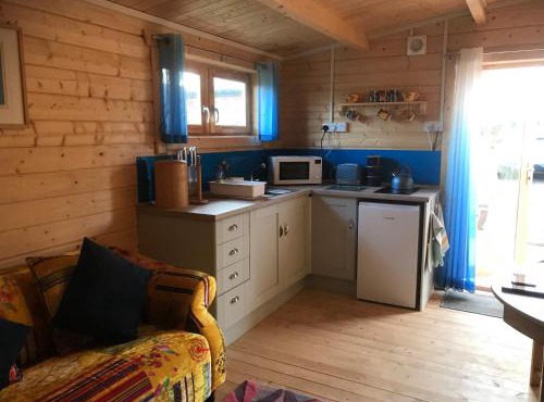 Log Cabin in Tiny Village near Telford