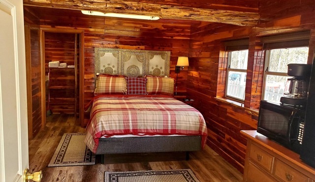 Log Cabin Inn