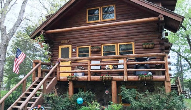 Log Cabin, Lake Retreat