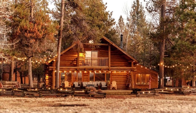 Log Cabin on 16 Private Acres | Hot Tub | Cascade Views