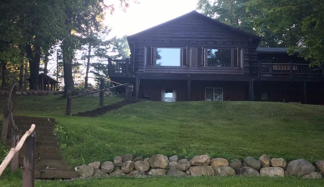 Log cabin on beautiful clear lake perfect for your family retreat.
