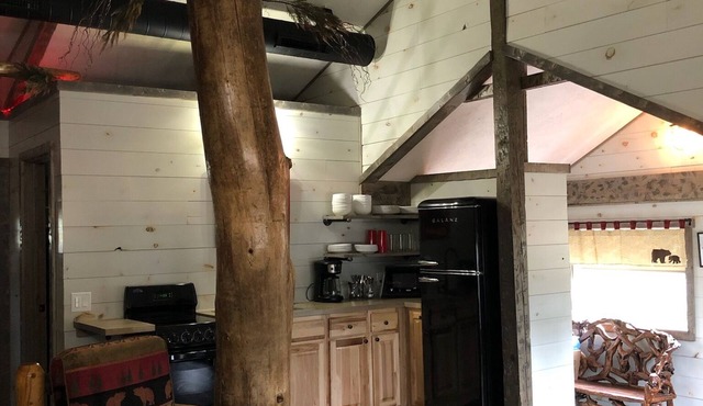 Log Cabin on Lake Alice & ATV/UTV Trails, Big Bear 3-Bedroom