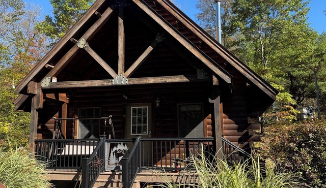 Log Cabin on the Clarion River! The Dam Inn 1 mile, 5 miles to East Branch Dam