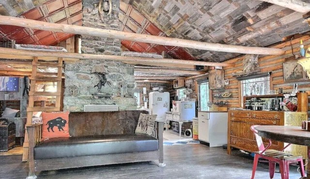 Log Cabin on the River Hot Tub, Stars, Ultimate Escape