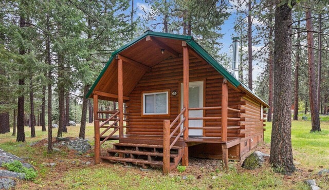 Log Cabin Retreat in the Montana Wilderness