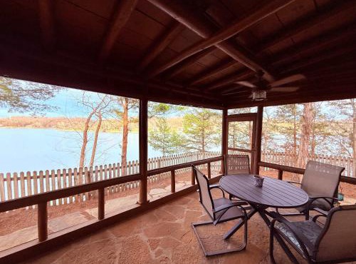 Log Cabin Retreat Two Cabins One Stay