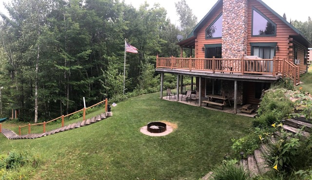 Log Cabin style lake house on Sea Lion Lake