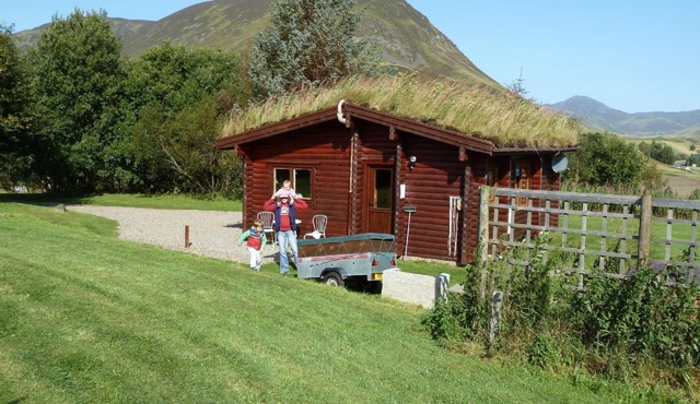 Log Cabin with Hot Tub for 2 | In the Cairngorm National Park | Accepts Dogs