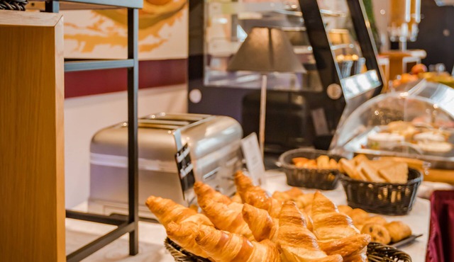 Logis Hôtel Restaurant Le Fruitier