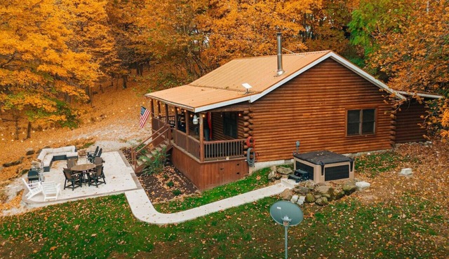 Log Haus- Cabin in Amish Country