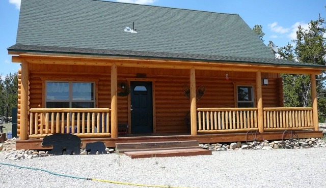 Log Home in Warm Springs Ranch, Fairplay, CO STR License 25-0431