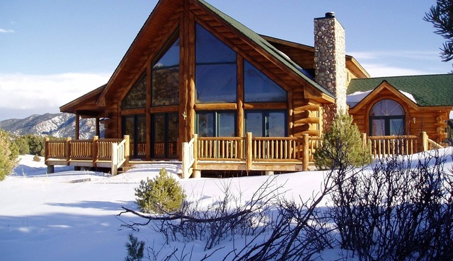 Log home on Oak Creek Mountain Ranch with 360 views,