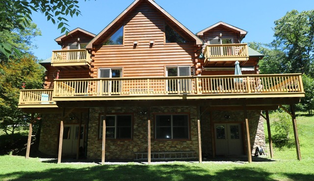 Log Home on the Lake