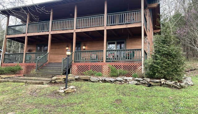 log home Only 10 min from Mammoth Cave Nat Park