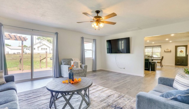 Logansport Home w/Deck: 4 Mi to Downtown!