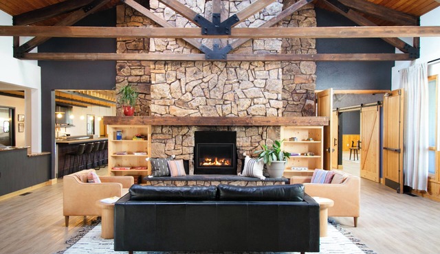 LOGE Wolf Creek