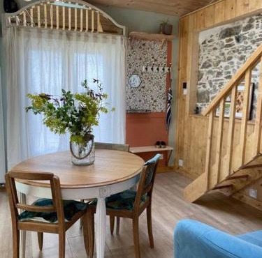 Logement atypique et charmant dans les marais, studio espace ouvert