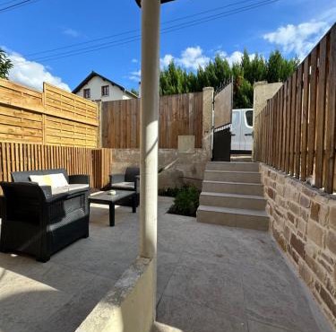 Logement avec entrée indépendantes a 25 min de Paris en RER