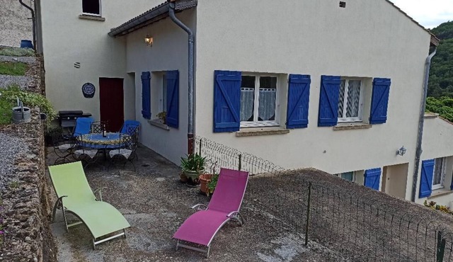 Logement Calme et Spacieux Avec vue à 400 M D'un Plan D'eau