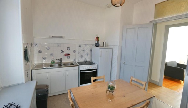 Logement coquet . Parking gratuit garanti