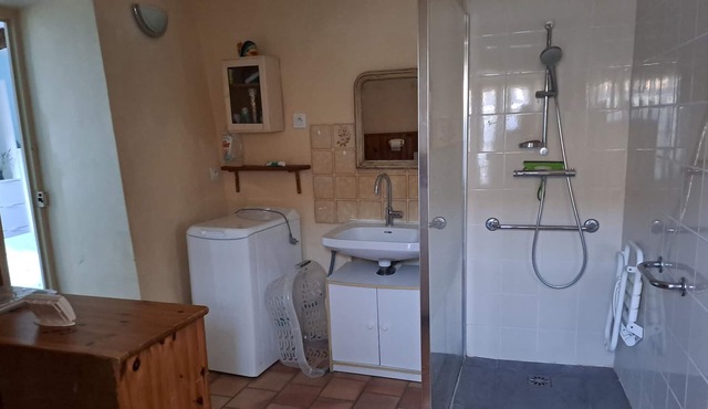 Logement Dans Hameau Pour Vacances ou Cure