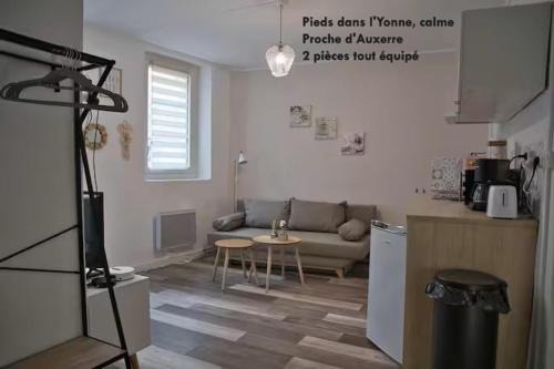 Logement de caractère au centre historique Joigny Zen 1