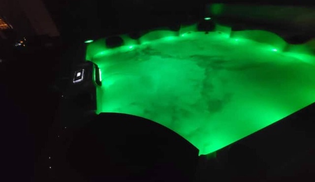 Logement Entier 55m2 Avec Spa, Sauna et Borne Électrique 7KW