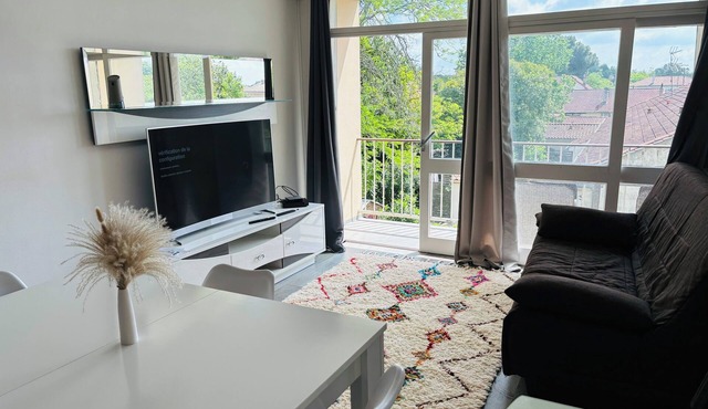 Logement Entier -entrée Autonome Appart. Baila Proche de Bordeaux et St Emilion