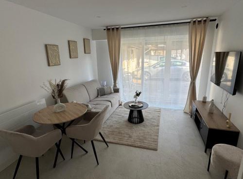 Logement Entier Vieux Centre Ozoir-la-Ferrière France