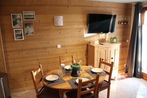 logement entre lac et montagnes