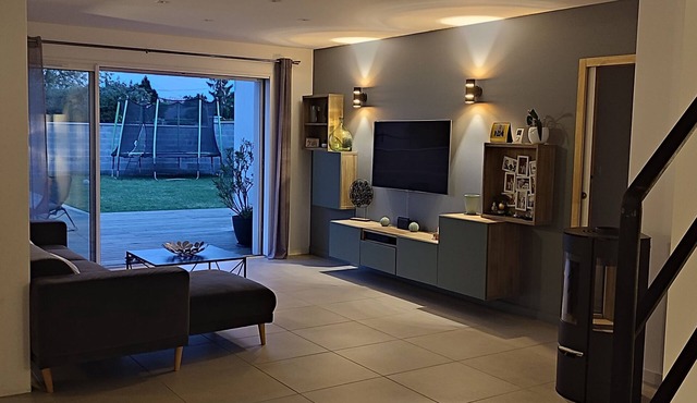 Logement Paisible Pour UN Sejour Detente A 20 Minutes DE Bordeaux