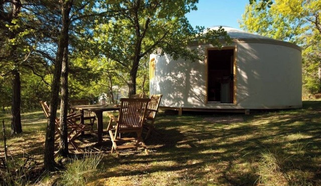 Logement insolite tout confort 2, piscine chauffée
