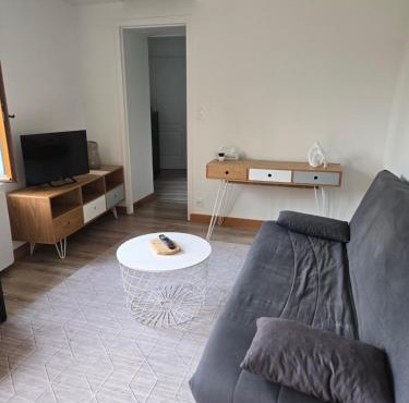 Logement moderne équipé